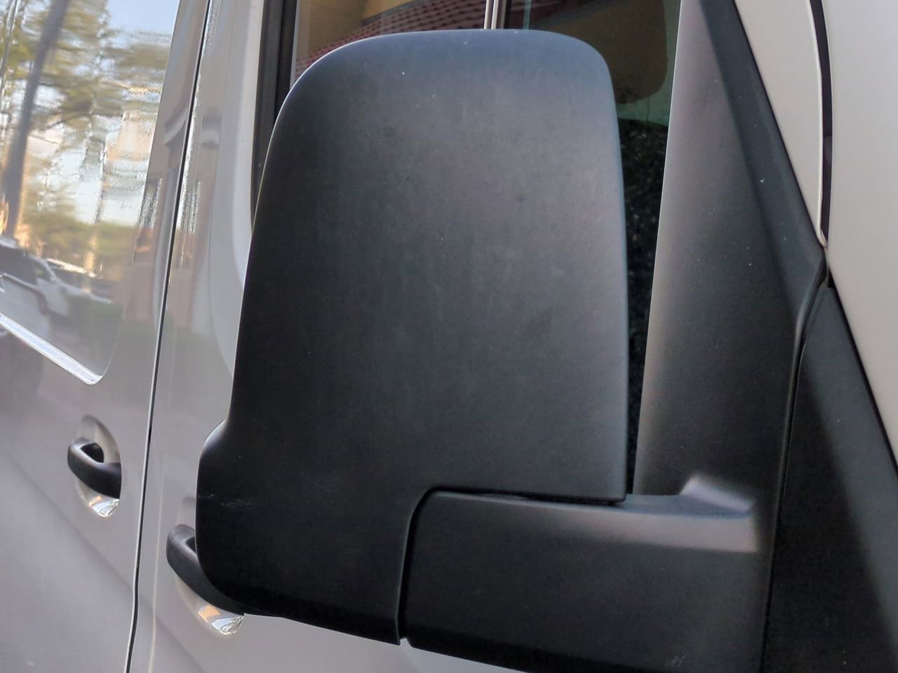 Used 2019 Mercedes-Benz Sprinter 144 Cargo image 12