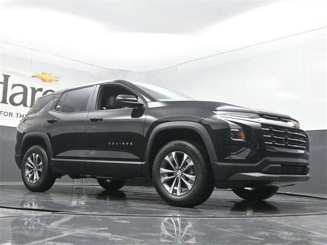 New 2026 Chevrolet Equinox LT w/ Convenience Package II image 2