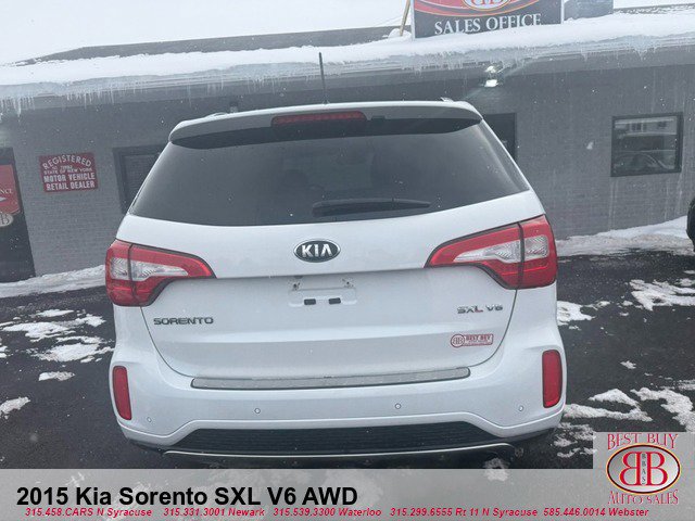 Used 2015 Kia Sorento SX image 4