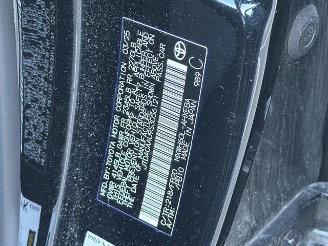 Used 2025 Toyota Prius LE image 11