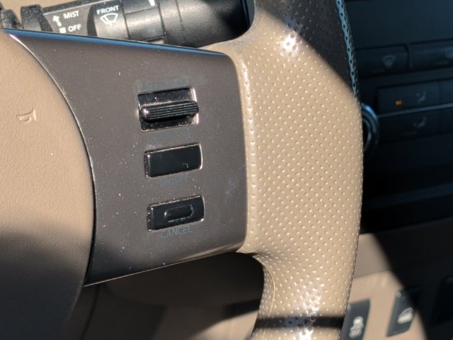 Used 2012 Nissan Frontier SV AWD/4WD image 17