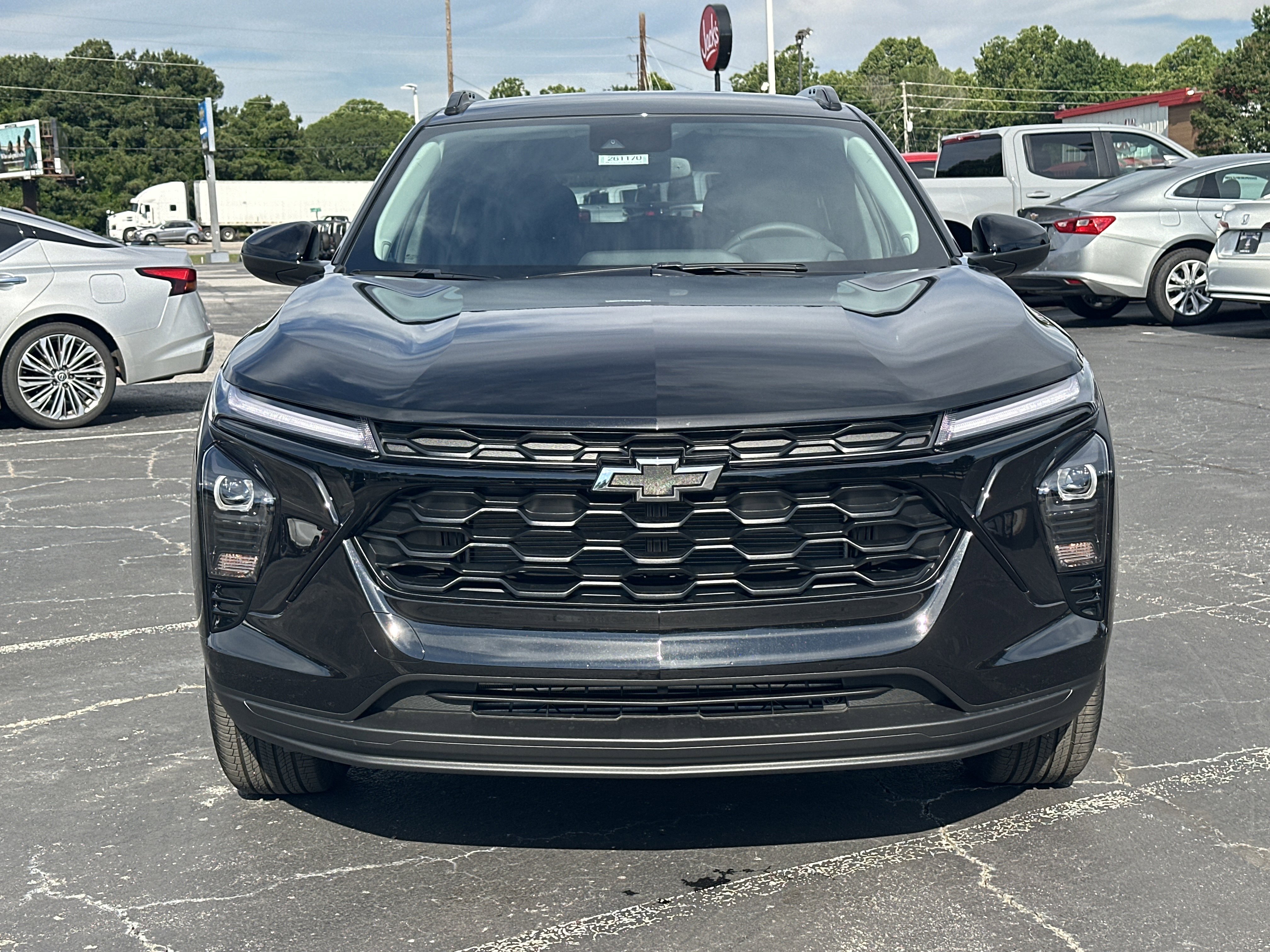 New 2026 Chevrolet Trax LT w/ Driver Confidence Package FWD image 3
