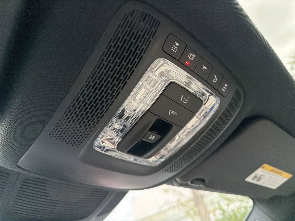 Used 2023 Mercedes-Benz GLS 450 4MATIC w/ AMG Line Exterior image 34