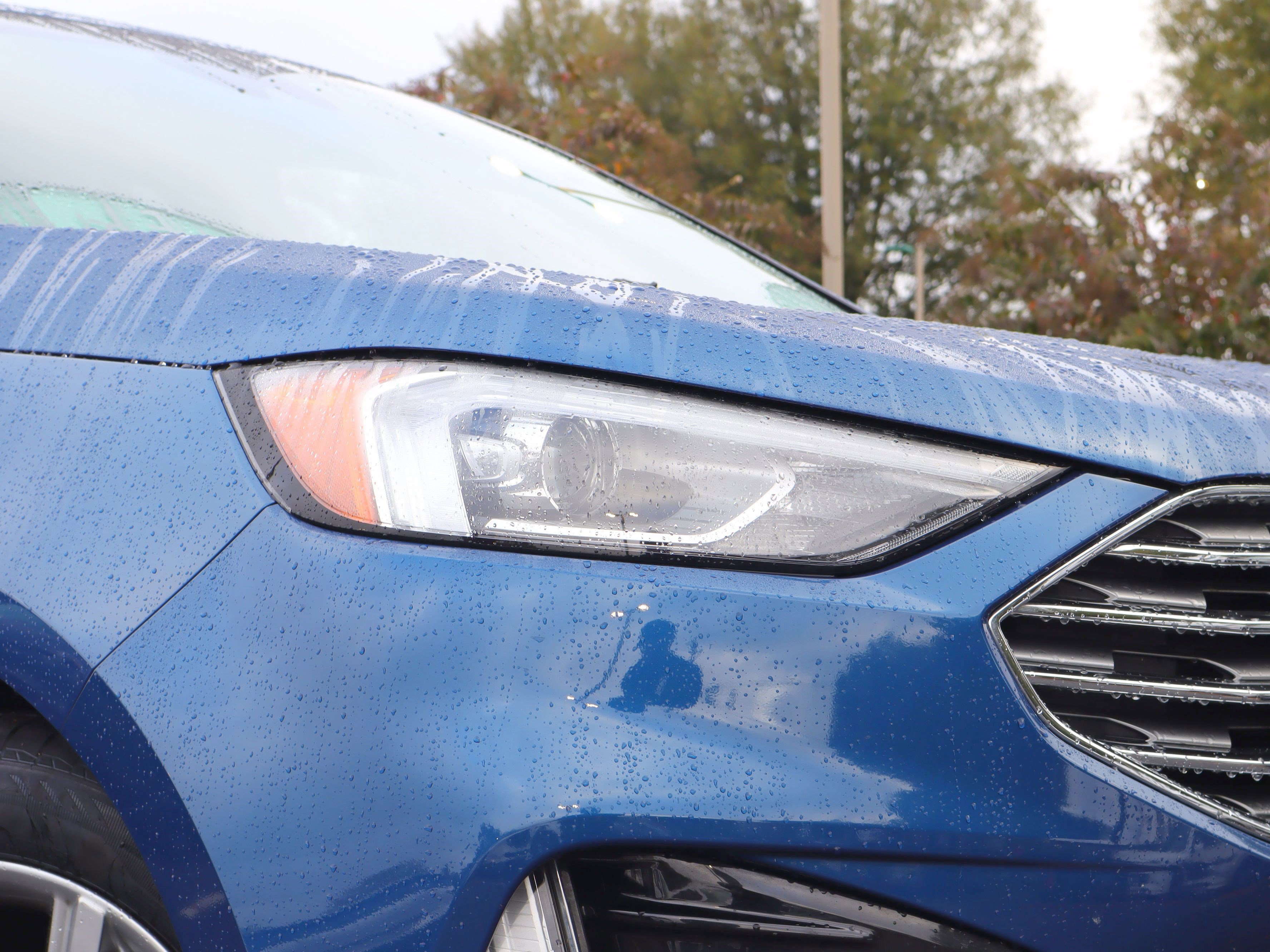 Used 2020 Ford Edge Titanium image 34