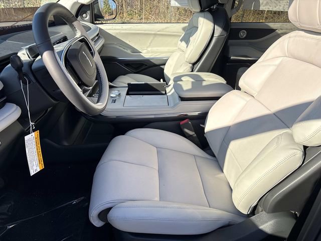 New 2026 Lincoln Navigator L Reserve w/ Jet Appearance Package image 23