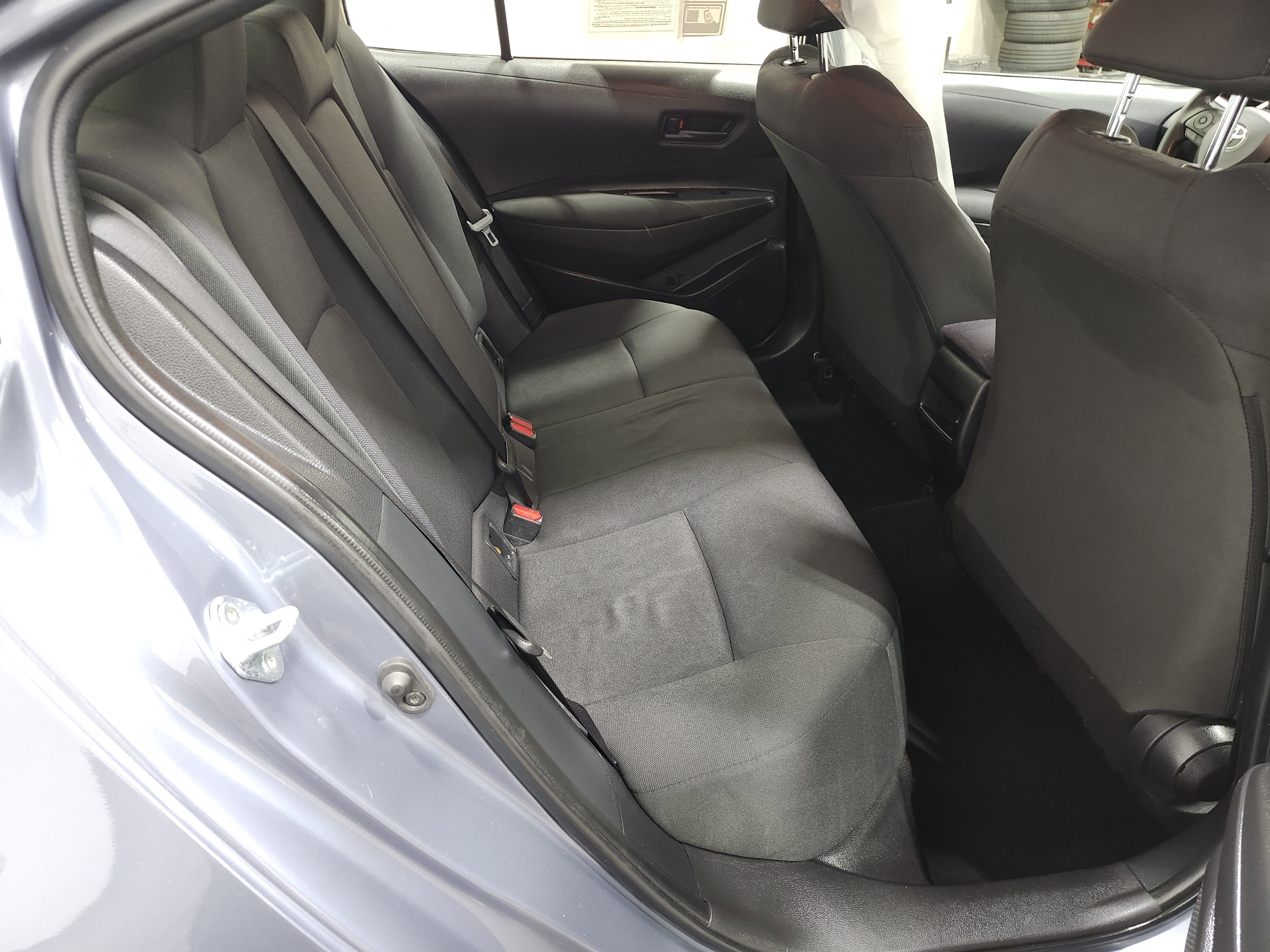 Used 2022 Toyota Corolla LE FWD image 17