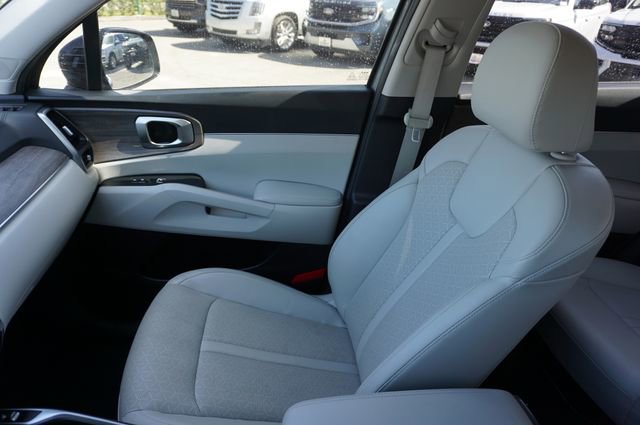 Used 2023 Kia Sorento EX w/ Panoramic Sunroof Package FWD image 27