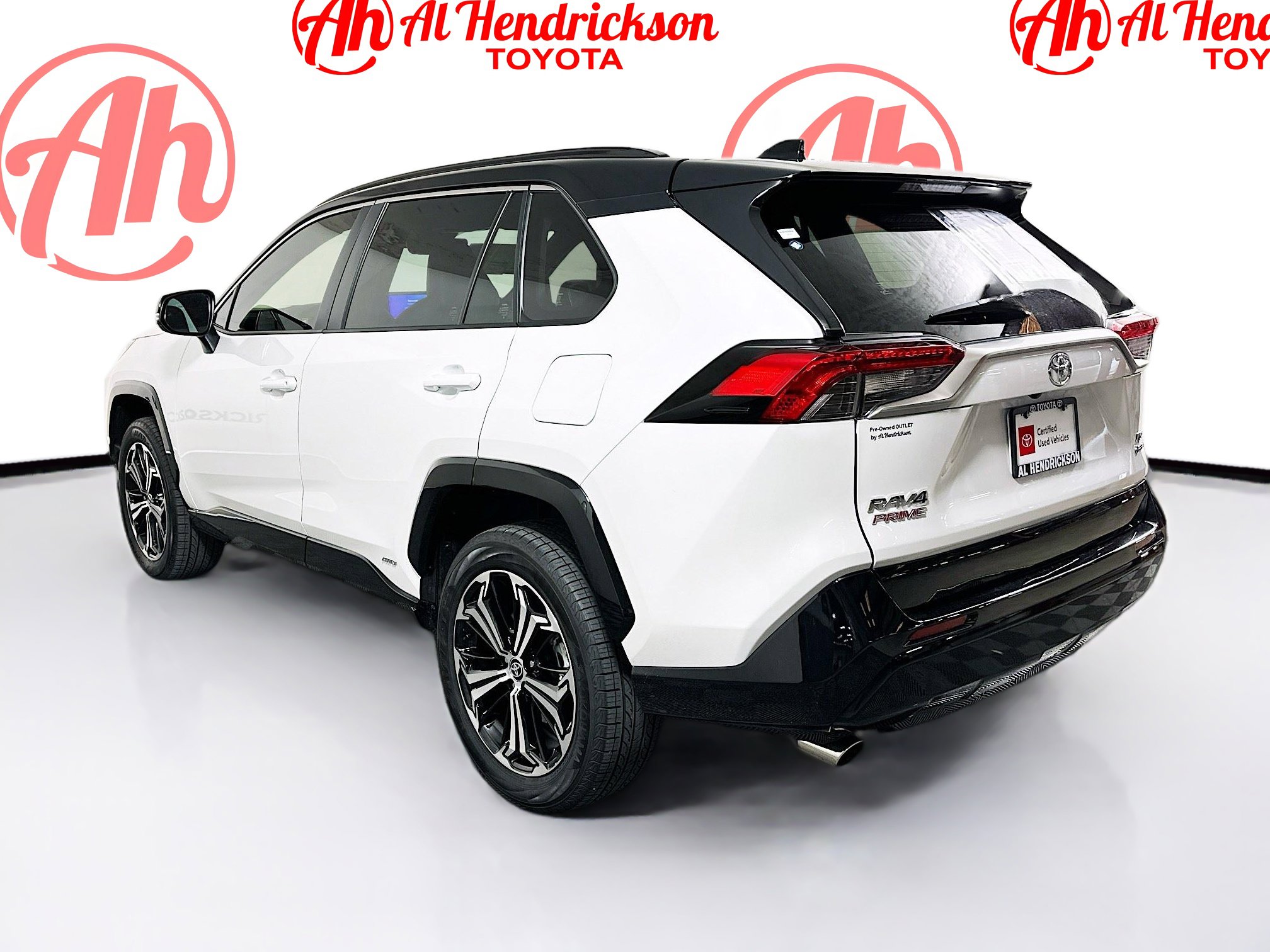 Certified 2025 Toyota RAV4 XSE image 5