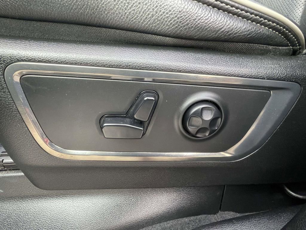 Used 2019 RAM 1500 Limited AWD/4WD image 21