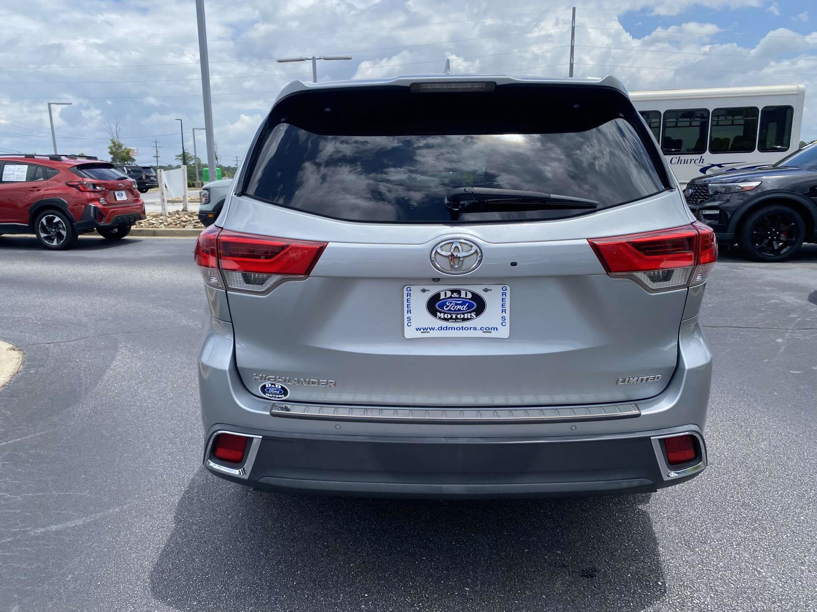 Used 2017 Toyota Highlander Limited FWD image 6