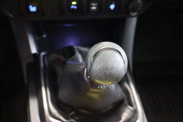 Used 2017 Toyota Tacoma TRD Off-Road w/ Premium & Technology Package image 22