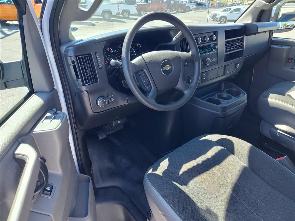 Used 2024 Chevrolet Express 2500 w/ Driver Convenience Package RWD image 14
