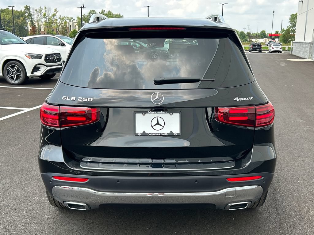 New 2026 Mercedes-Benz GLB 250 4MATIC image 6
