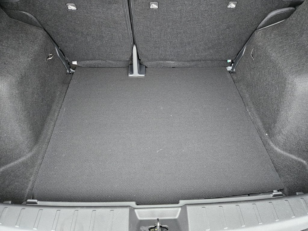 New 2026 Nissan Kicks S w/ Charging Package FWD image 32