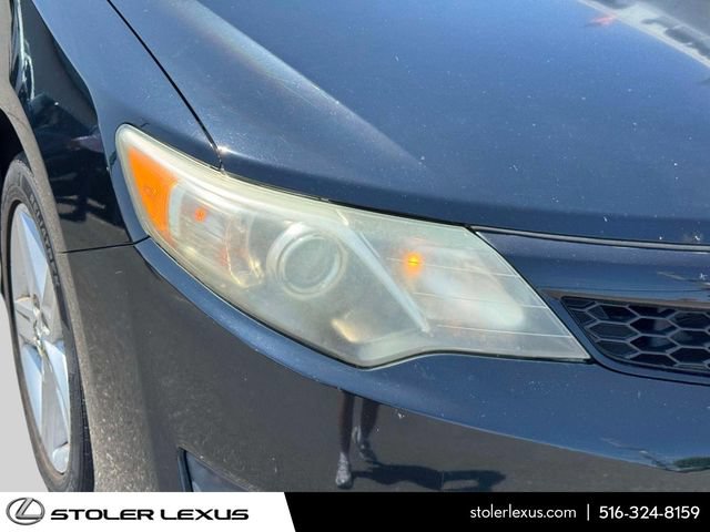 Used 2014 Toyota Camry SE FWD image 4