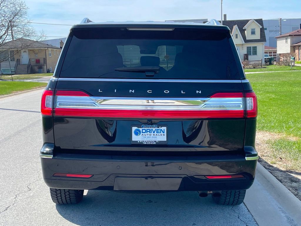 Used 2020 Lincoln Navigator Reserve image 7