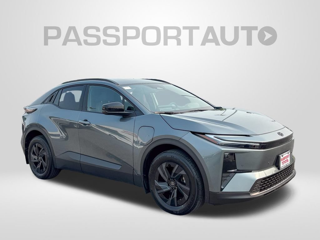 Used 2026 Toyota C-HR AWD/4WD image 10