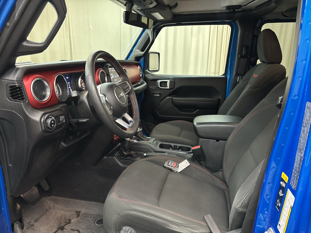 Used 2023 Jeep Gladiator Rubicon w/ LED Lighting Group AWD/4WD image 16