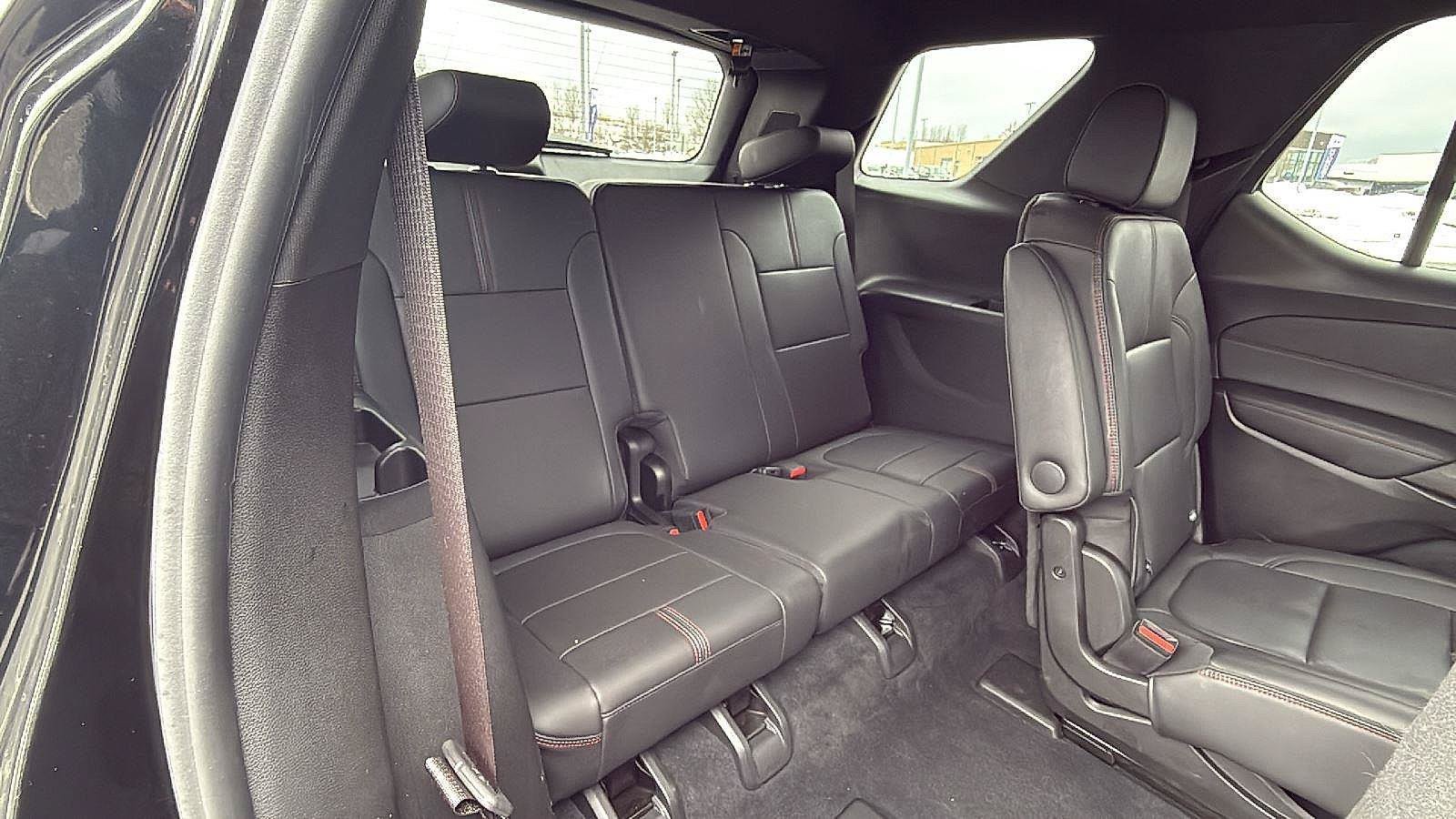Used 2023 Chevrolet Traverse RS w/ LPO, Cargo Package AWD/4WD image 21