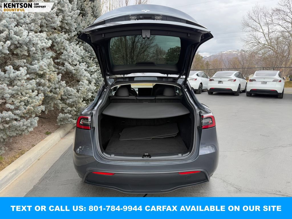 Used 2023 Tesla Model Y Long Range image 34