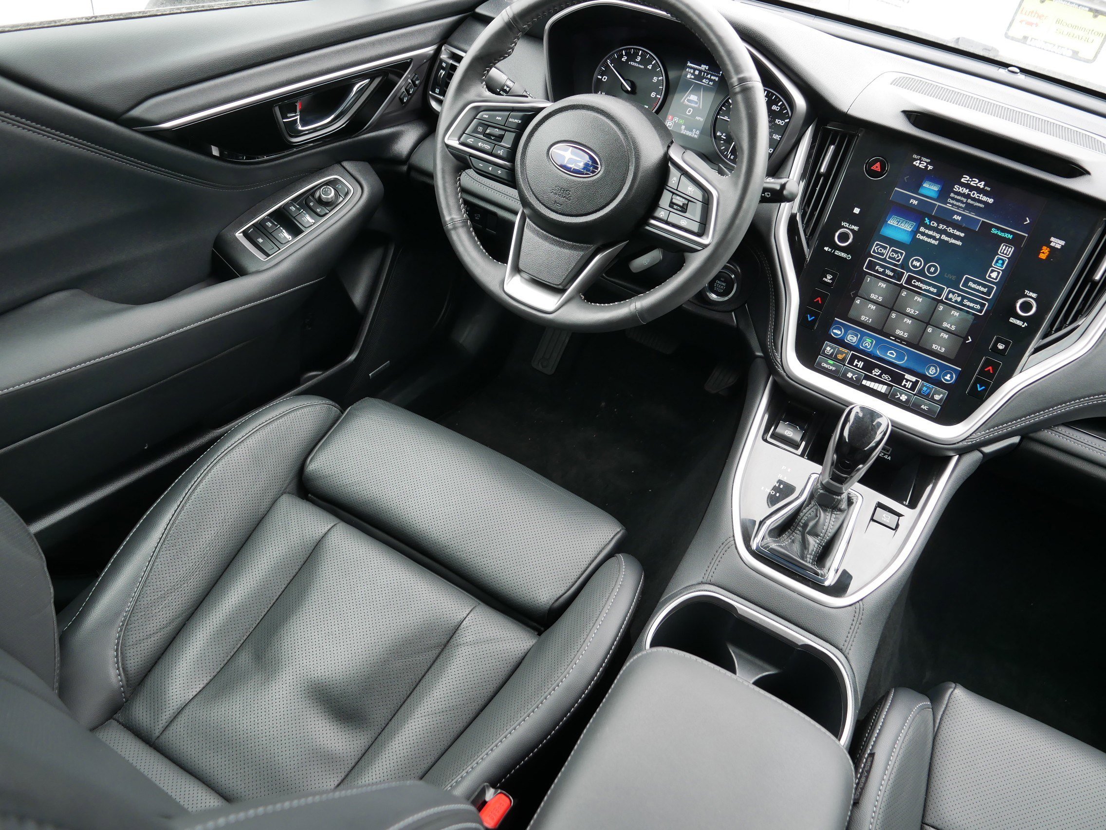 Used 2024 Subaru Outback Touring w/ Popular Package #2 image 9