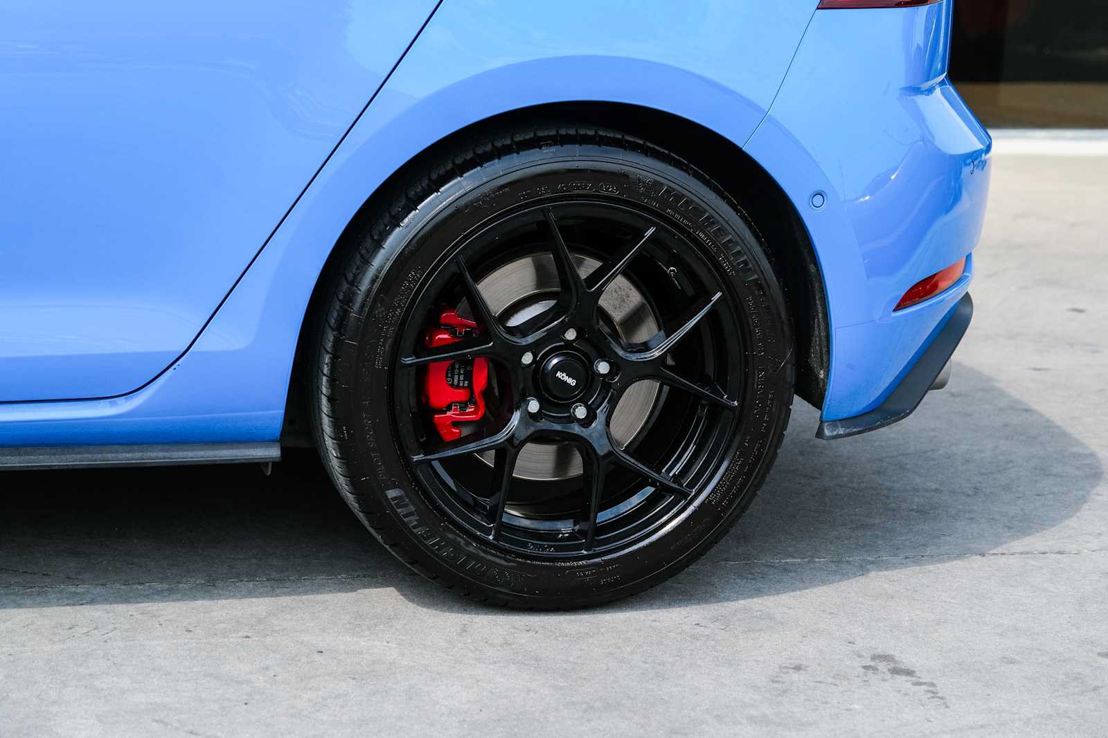 Used 2021 Volkswagen GTI Autobahn FWD image 22