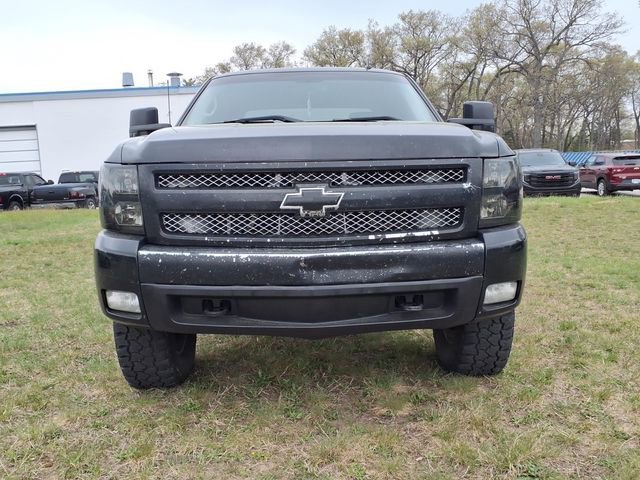 Used 2007 Chevrolet Silverado 1500 LT w/ 1LT Convenience Package AWD/4WD image 2