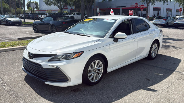 Certified 2023 Toyota Camry LE FWD image 3