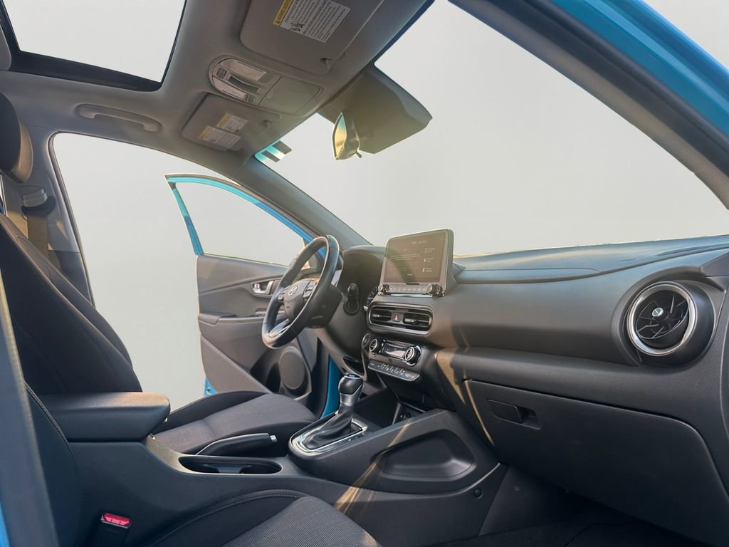 Used 2023 Hyundai Kona SEL w/ Convenience Package image 11