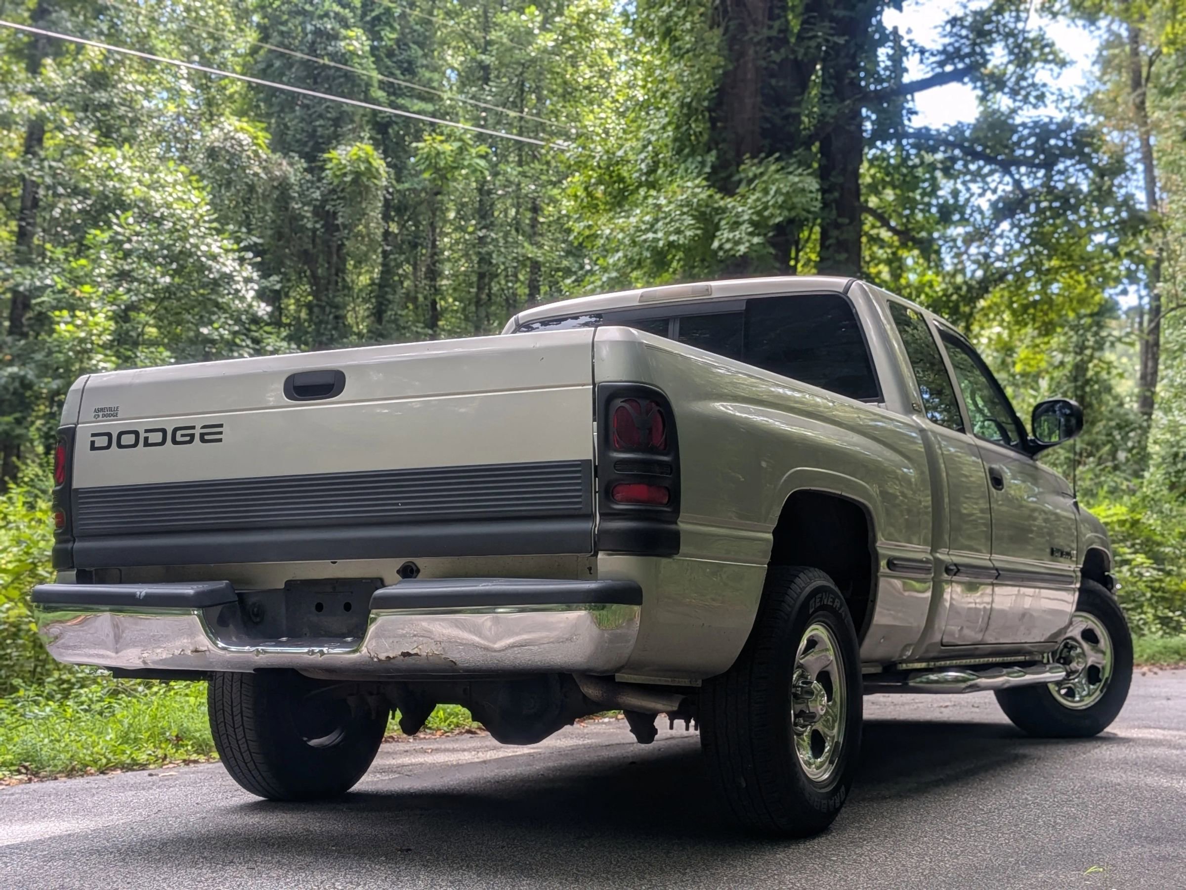 Used 1998 Dodge Ram 1500 Truck 2WD Quad Cab image 4