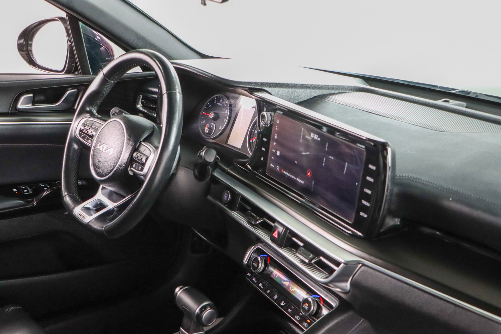 Used 2024 Kia K5 GT w/ GT1 Package image 27