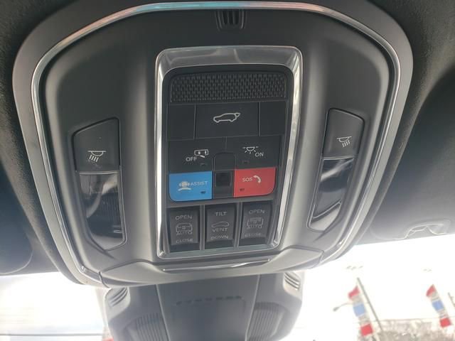 Used 2024 Jeep Wagoneer Launch Edition image 18