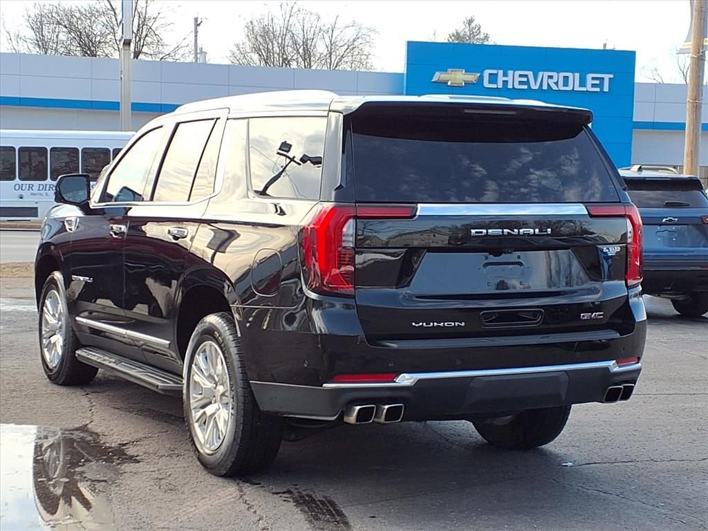 Used 2025 GMC Yukon Denali image 2