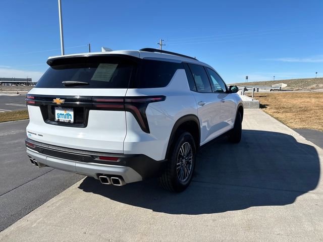 Certified 2025 Chevrolet Traverse LT image 3