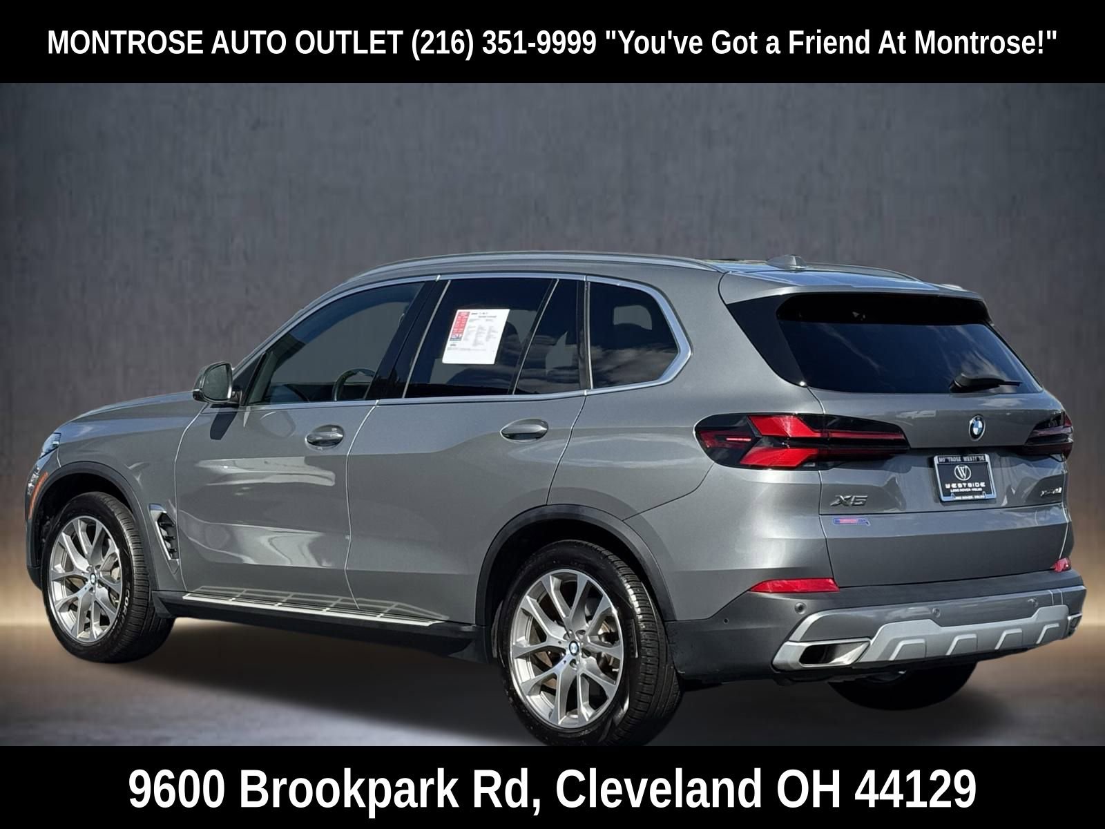 Used 2024 BMW X5 xDrive40i w/ Premium Package image 5