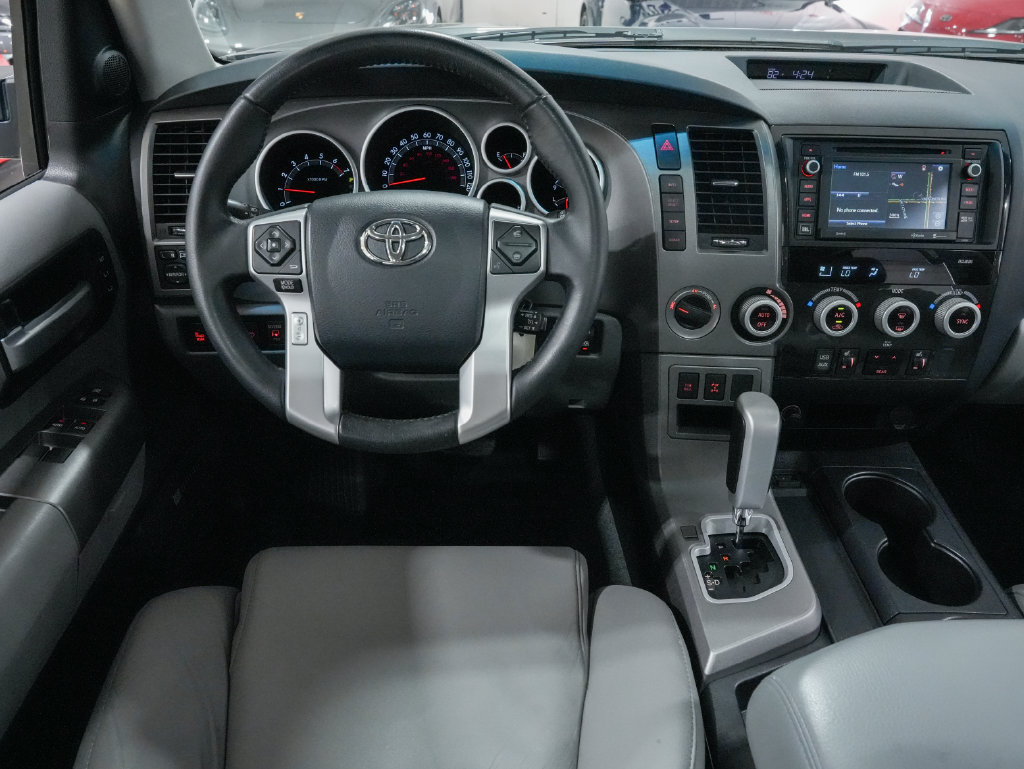 Used 2017 Toyota Sequoia Limited w/ Safety & Convenience Package AWD/4WD image 20
