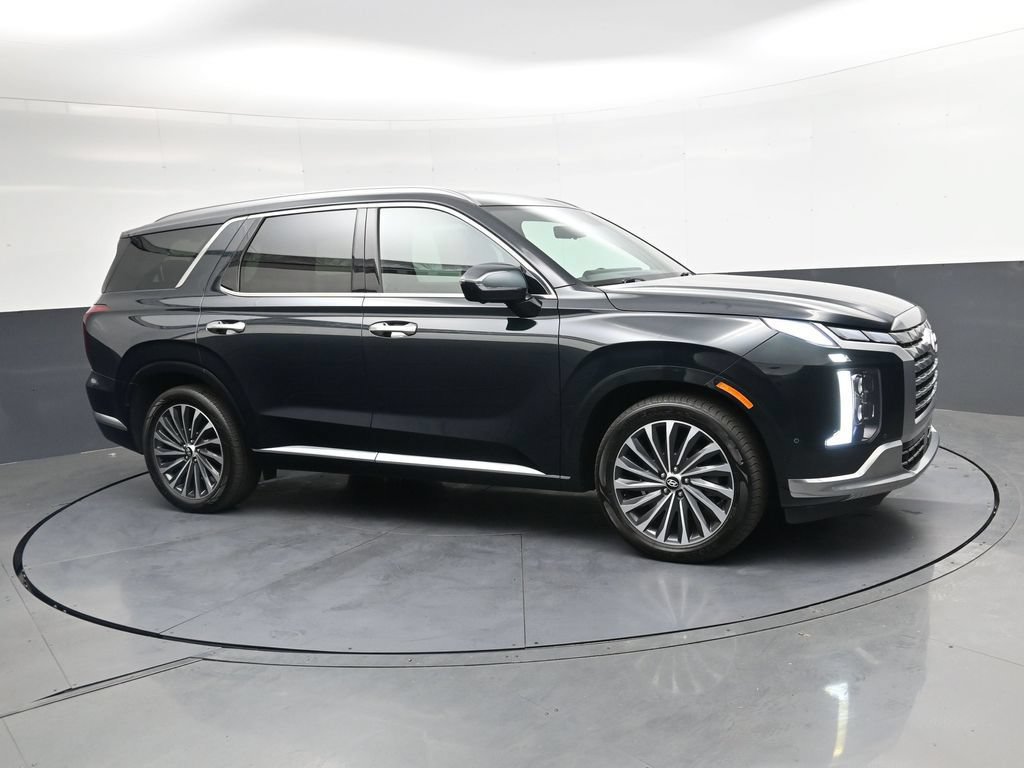 Used 2025 Hyundai Palisade Calligraphy AWD/4WD image 4
