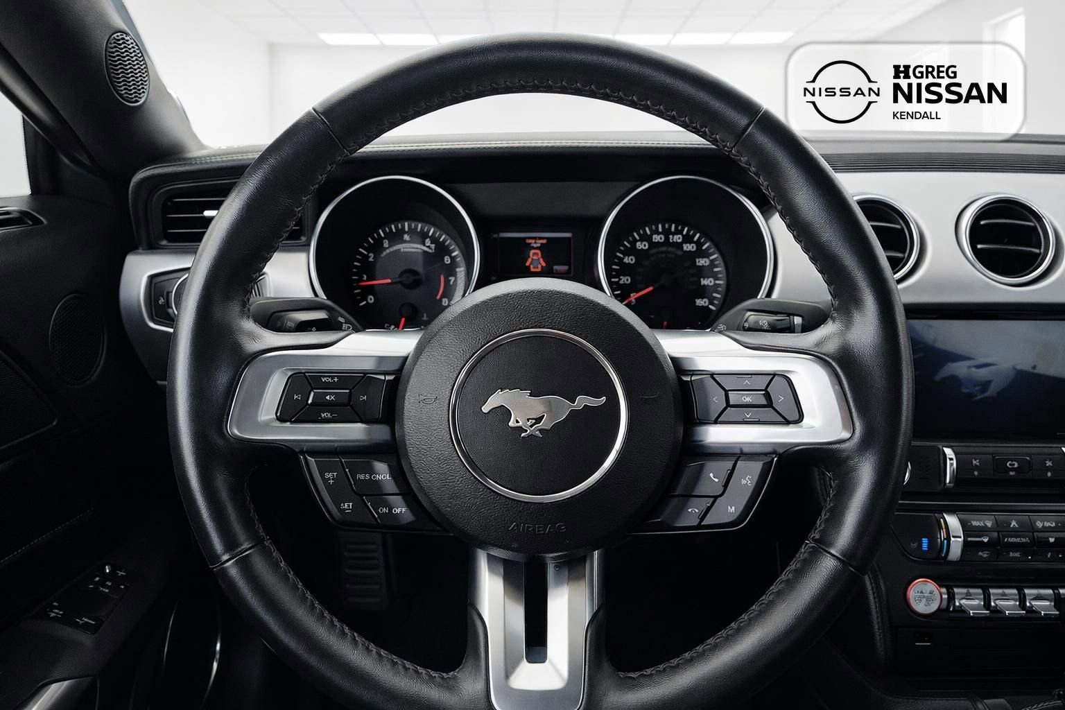 Used 2023 Ford Mustang Premium RWD image 9
