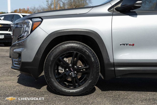 Used 2023 GMC Terrain AT4 w/ Tech Package image 11