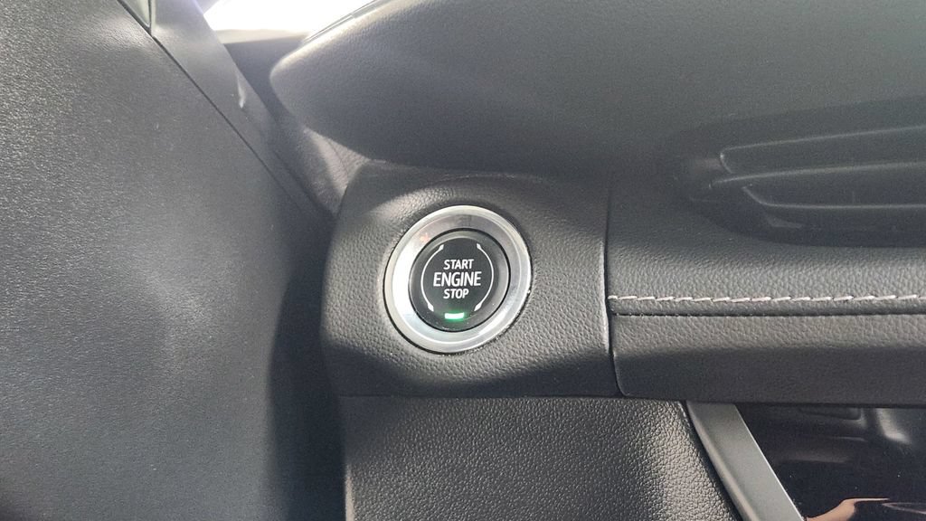 Used 2023 Buick Envision Avenir AWD/4WD image 26