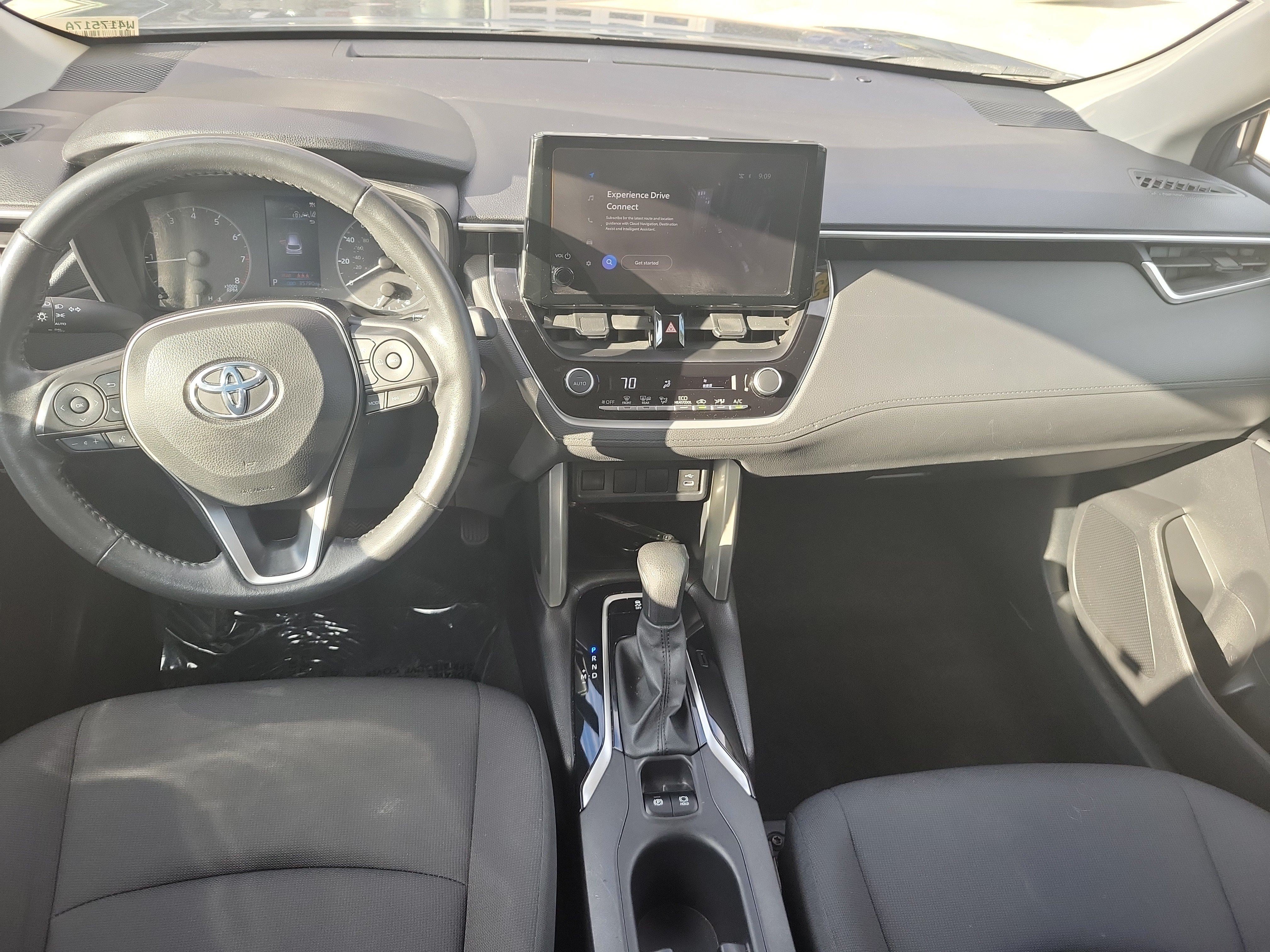 Used 2023 Toyota Corolla Cross LE FWD image 16