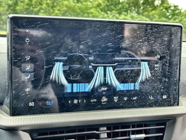 Used 2025 Ford Explorer ST AWD/4WD image 19