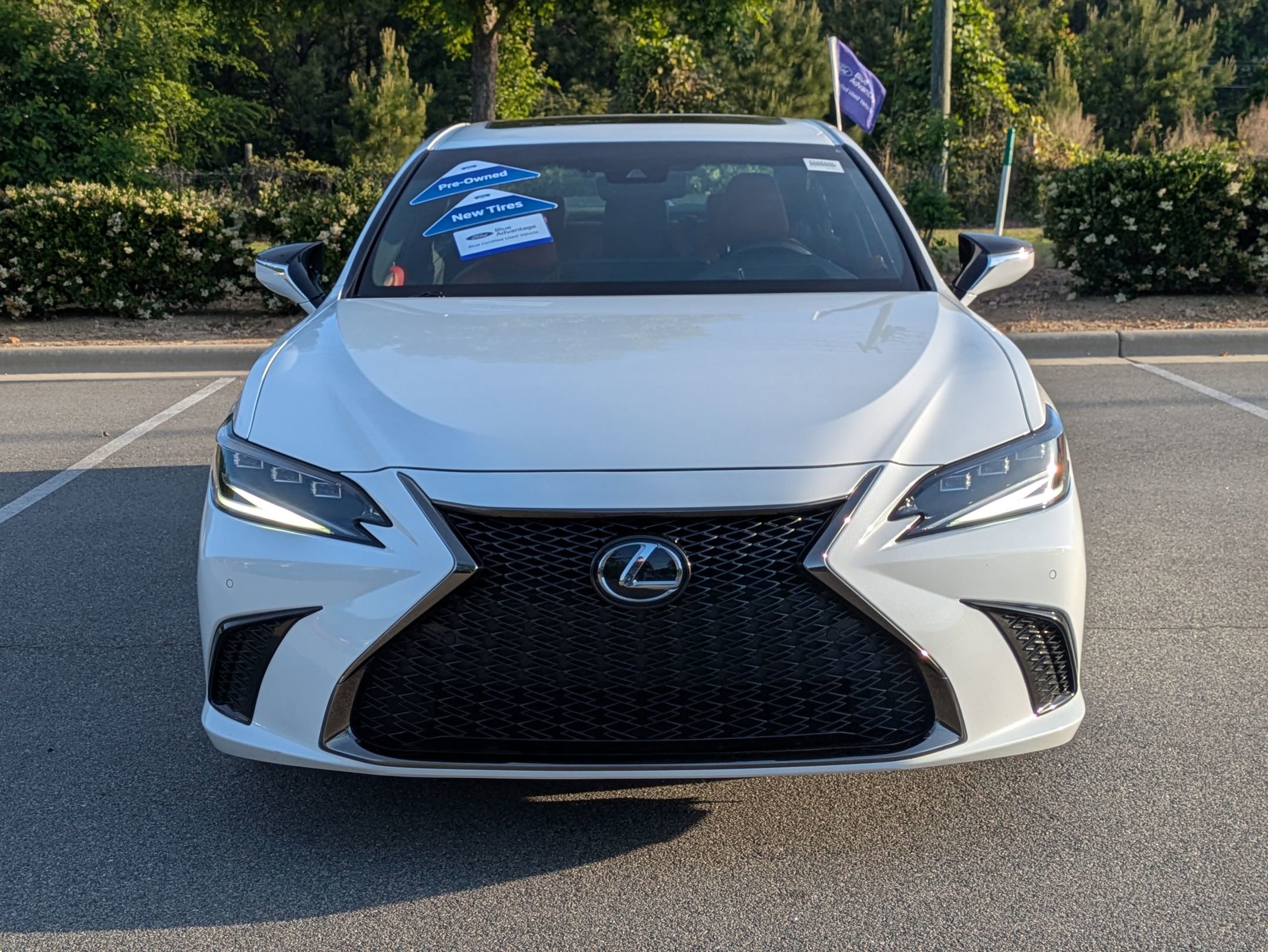 Used 2022 Lexus ES 350 F Sport w/ Accessory Package 2 FWD image 9