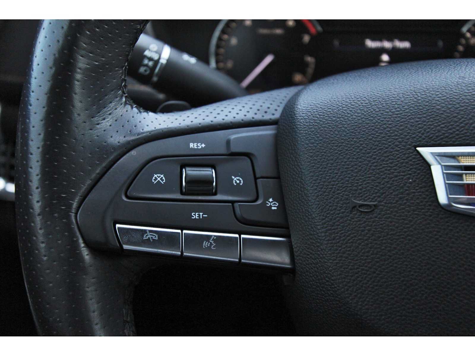 Used 2021 Cadillac XT4 Sport w/ Enhanced Visibility Package FWD image 15