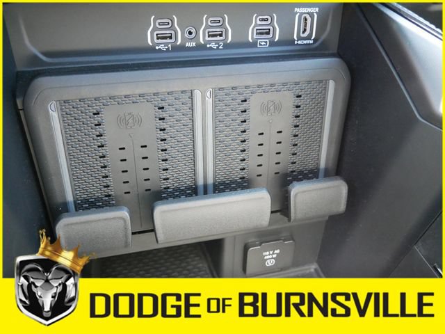 Used 2025 RAM 3500 Limited AWD/4WD image 23
