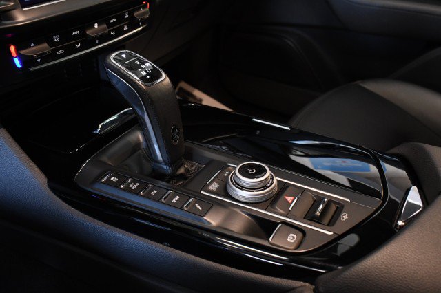 Used 2023 Maserati Levante GT AWD/4WD image 37
