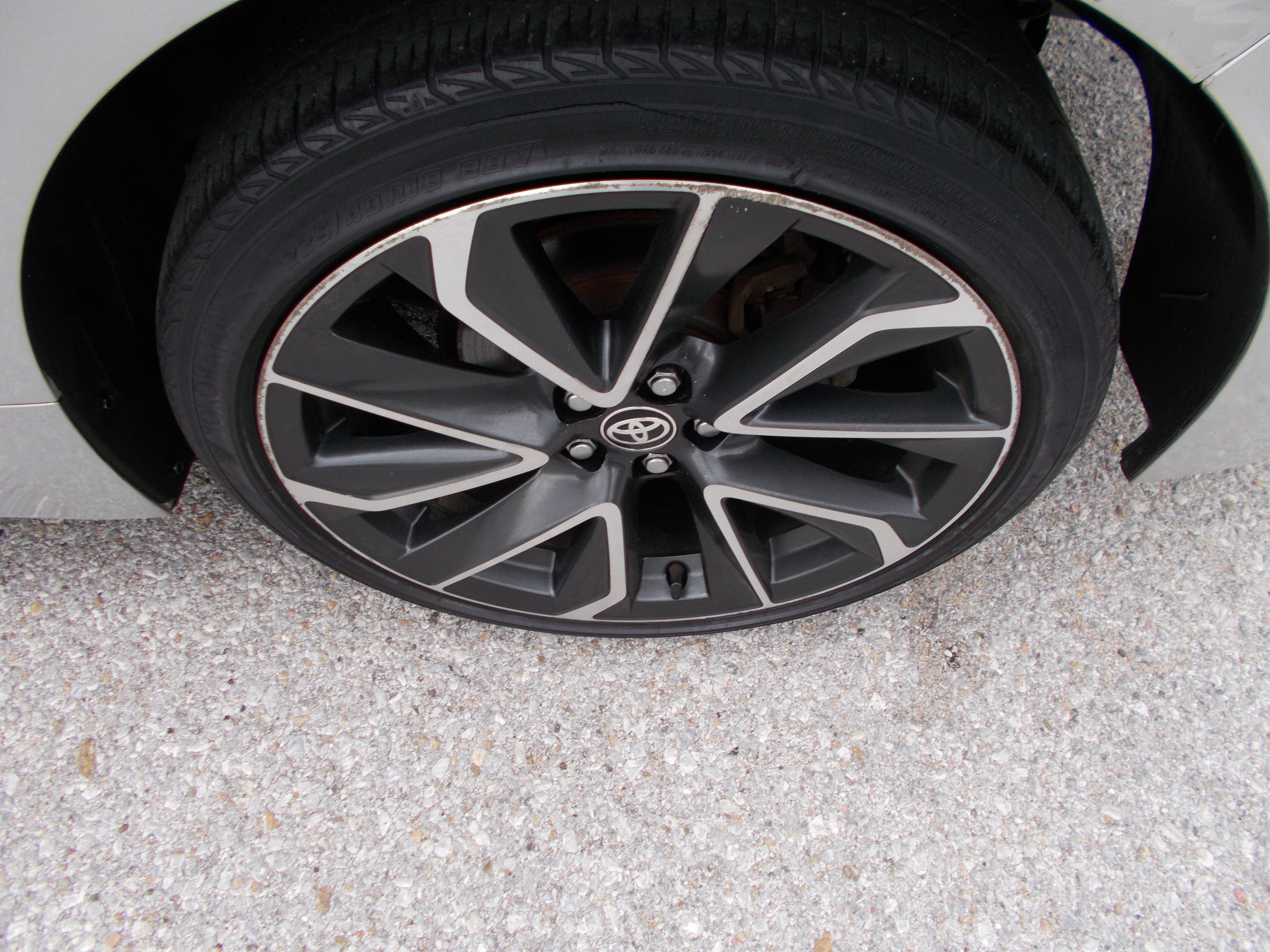 Used 2022 Toyota Corolla SE FWD image 16