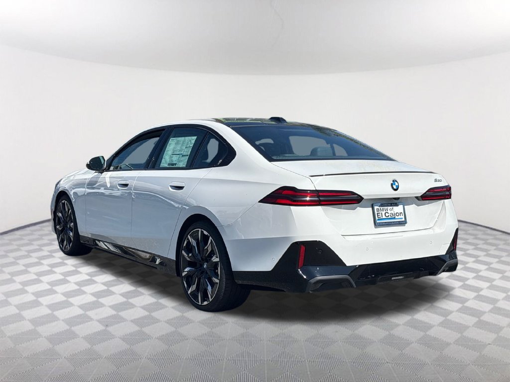 New 2026 BMW 530i w/ Executive Package RWD image 4