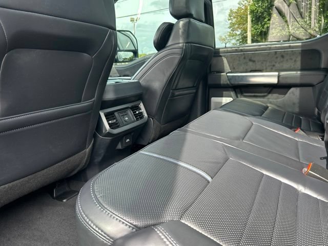 Used 2025 Ford F350 Platinum w/ FX4 Off-Road Package AWD/4WD image 19