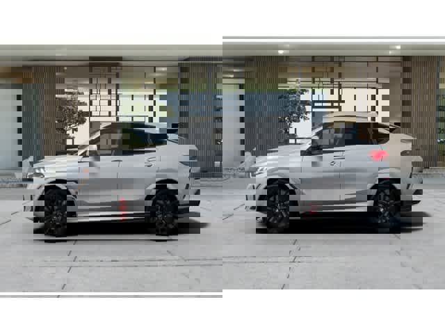 New 2026 BMW X6 M60i image 4